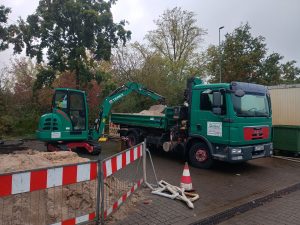 Fuhrpark - 82 MAN 2-Achs-Kipper mit Ladekran