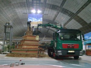 Fuhrpark - 82 MAN 2-Achs-Kipper mit Ladekran