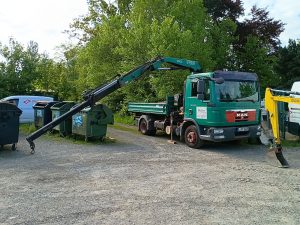 Fuhrpark - 82 MAN 2-Achs-Kipper mit Ladekran