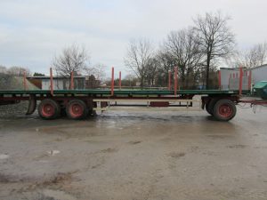 fuhrpark-Treuenbrietzen-3-Achs-Drehschemelanhaenger-03