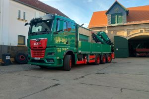 galerie-102-4-achs-pritsche-mit-ladekran-03