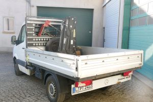 galerie-103-mercedes-benz-2-achs-pritsche-mit-ladekran-02