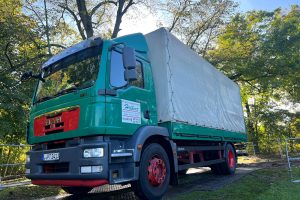 galerie-85-man-2-achs-planen-lkw-mit-unterfahrbordwand-02