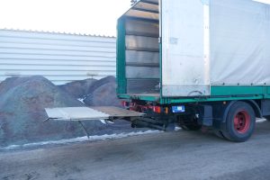galerie-85-man-2-achs-planen-lkw-mit-unterfahrbordwand-05