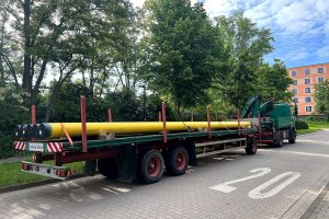 galerie-treuenbrietzen-3-achs-drehschemelanhaenger-01